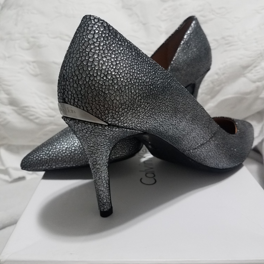 Calvin Klein Gayle Pumps